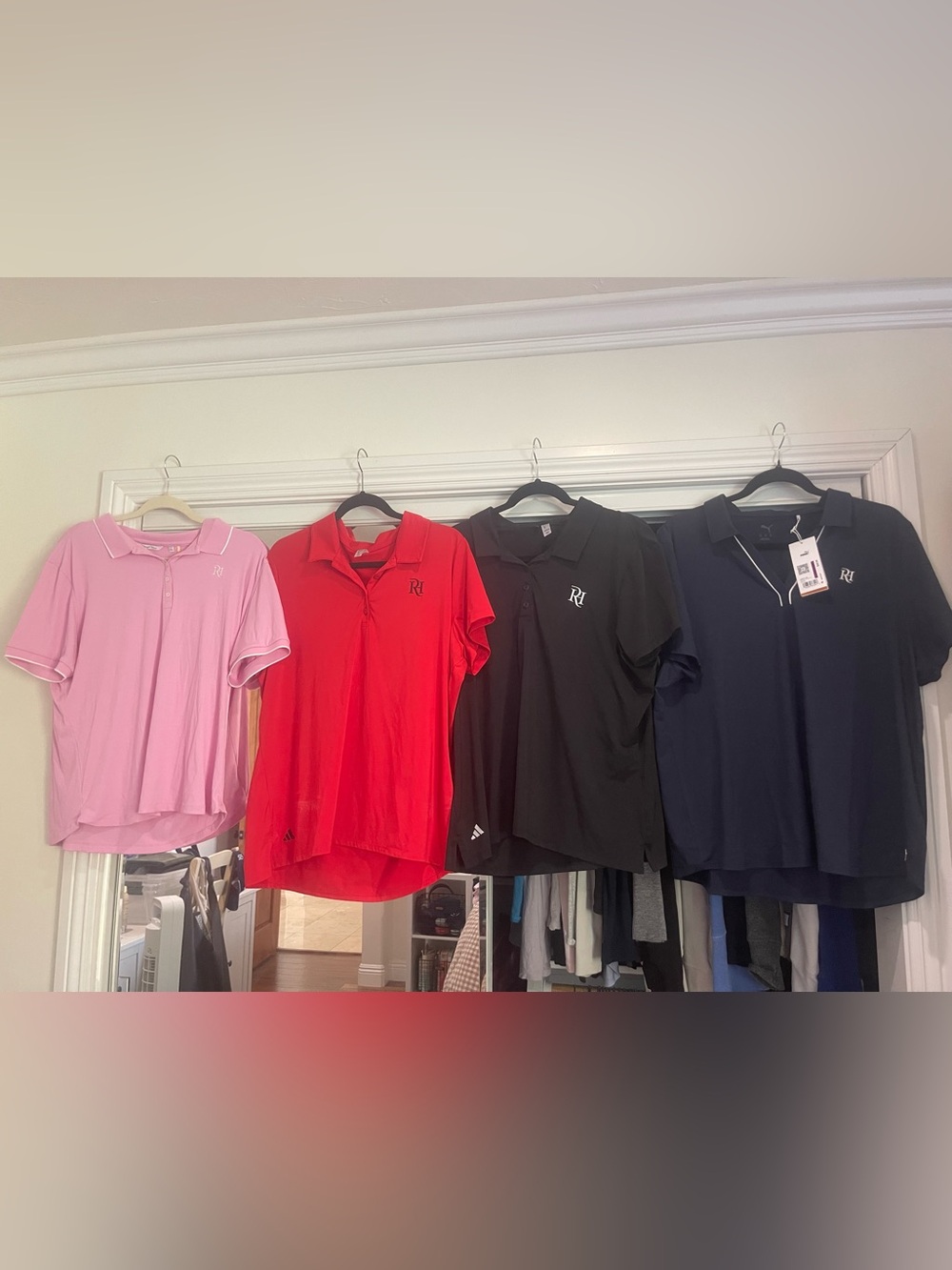 Bundle of 4 Women’s Polos size 2XL